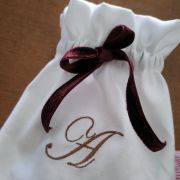 Mama μπρελόκ με κέντημα