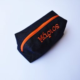 L βαρελάκι Τζιν κασετίνα με κέντημα