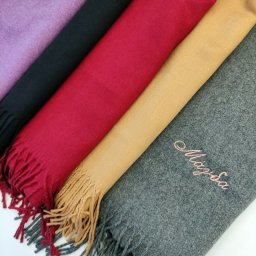 Πασμίνα με κέντημα