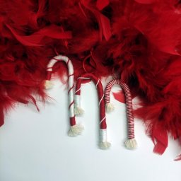 3 στολίδια  νημάτινα