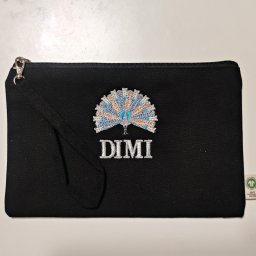 Marylin τσαντάκι με κέντημα