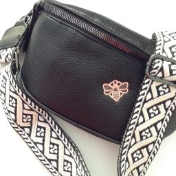 Belt Bag με κέντημα