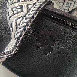 Belt Bag με κέντημα