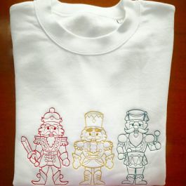 Φούτερ με κέντημα