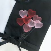 Ποδιά ολόσωμη LOVE με κέντημα